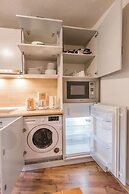 Aki Gray Apartment Serene Oasis