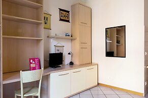 Bright Studio with balcony