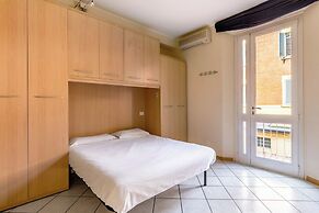 Bright Studio with balcony