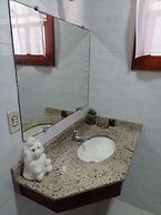 Pousada Canto da Baleia Ltda