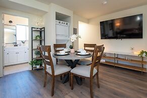 Stunning Studio Near DTLA