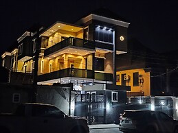 Sapphire Residences by Crystal Magodo