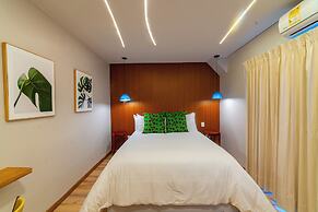 Pao Pao Hotel and Beach Club