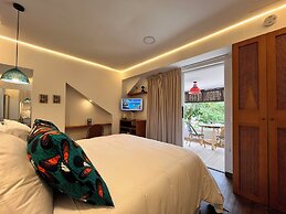 Pao Pao Hotel and Beach Club