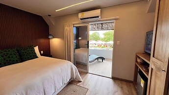 Pao Pao Hotel and Beach Club