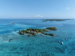 Pao Pao Hotel and Beach Club