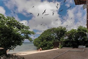 Pao Pao Hotel and Beach Club