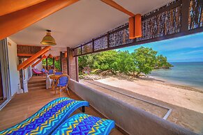 Pao Pao Hotel and Beach Club