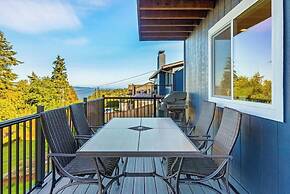 Peaceful Island Getaway Port Susan views (105813878)