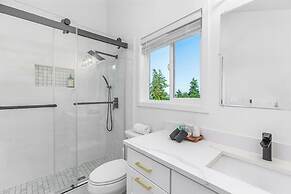 Peaceful Island Getaway Port Susan views (105813878)