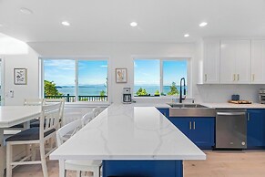 Peaceful Island Getaway Port Susan views (105813878)