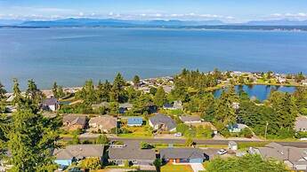 Peaceful Island Getaway Port Susan views (105813878)