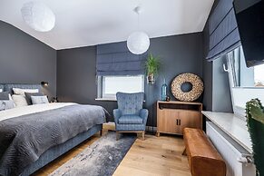 Boutique Hotel RABBIT HOLE