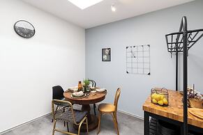 Boutique Hotel RABBIT HOLE