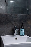 Boutique Hotel RABBIT HOLE