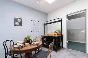 Boutique Hotel RABBIT HOLE