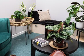 Boutique Hotel RABBIT HOLE
