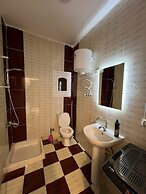 Spacious 2-Bedroom Apartment