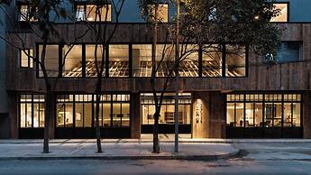 Xu Li Traveling Hotel (Chengdu Taikoo Li Chunxi Road Branch)