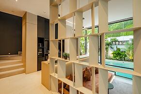 Alex Villas Complex N4