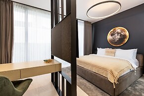 Alex Villas Complex N4