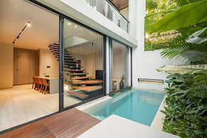 Alex Villas Complex N4