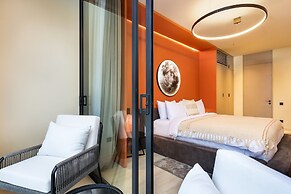 Alex Villas Complex N4