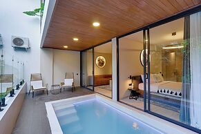 Alex Villas Complex N4