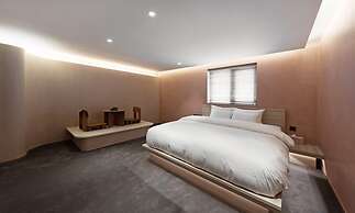 Jamsil Orosie Tourist Hotel