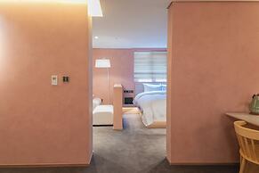 Jamsil Orosie Tourist Hotel