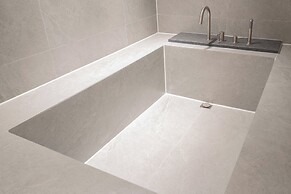 Jamsil Orosie Tourist Hotel