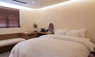 Jamsil Orosie Tourist Hotel