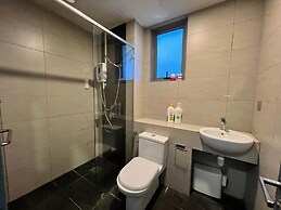 Capital O 90986 The Loft Residences