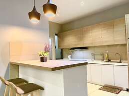 Capital O 90986 The Loft Residences