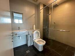 Capital O 90986 The Loft Residences