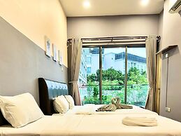 Capital O 90986 The Loft Residences