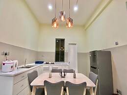 Capital O 90986 The Loft Residences