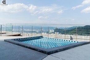 Guestonic EkoCheras Cozy Studio