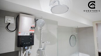 Guestonic EkoCheras Cozy Studio