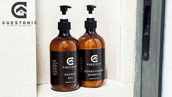 Guestonic EkoCheras Cozy Studio