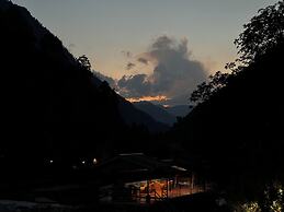 Virman Riverside Resort