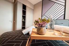 Guestonic Millerz Luxury Home