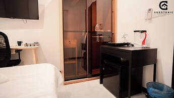 Guestonic Neu Suite Cozy Studio