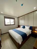 Crystal Holiday Halong Hotel