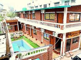 Hotel Heavens Door