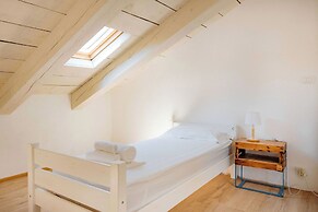 Tomato Urban Retreat