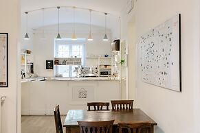 Tomato Urban Retreat