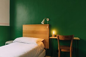 Tomato Urban Retreat