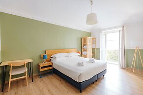 Tomato Urban Retreat