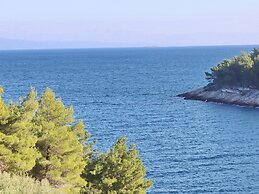 Peaceful Holiday House Senija